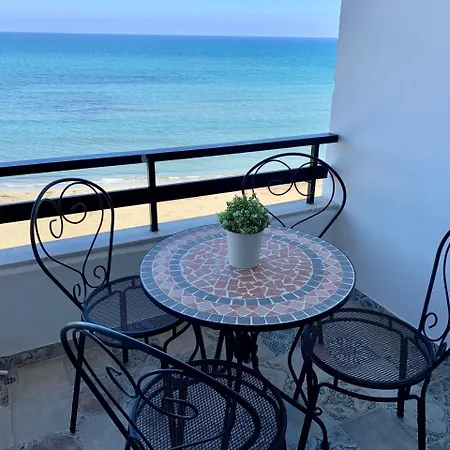 Zenobia Beach Apartment